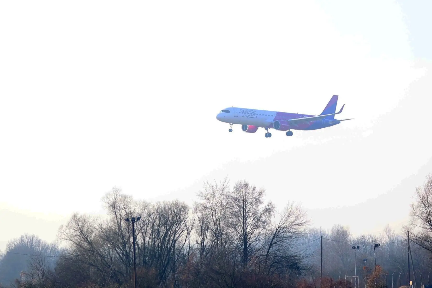 WIZZ AIR 05 12 12 2025